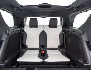 Interior Land Rover Discovery D300 R-Dynamic [South Africa] (L462) '2021–pr.