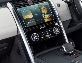 Interior Land Rover Discovery D300 R-Dynamic [South Africa] (L462) '2021–pr.