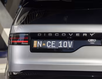 Land Rover Discovery D300 R-Dynamic SE [Australia] (L462) '2021–pr.