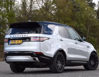 Land Rover Discovery HSE Sd6 Dynamic Design Pack [UK-spec] (L462) '2017–20