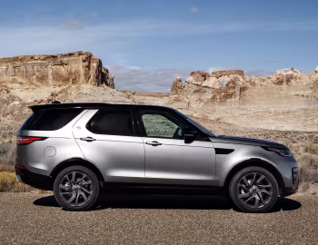 2017–20 Land Rover Discovery HSE Si6 Dynamic Design Pack [North America] (L462) '2017–20