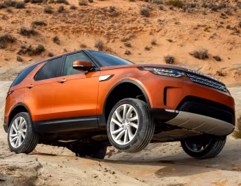 2017–20 Land Rover Discovery HSE Td6 [North America] (L462) '2017–20