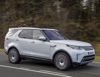 Land Rover Discovery HSE Td6 [UK-spec] (L462) '2017–20