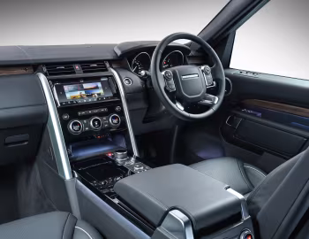 Interior Land Rover Discovery HSE Td6 [South Africa] (L462) '2017–21