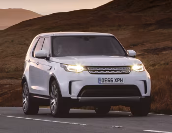Land Rover Discovery HSE Td6 [UK-spec] (L462) '2017–20