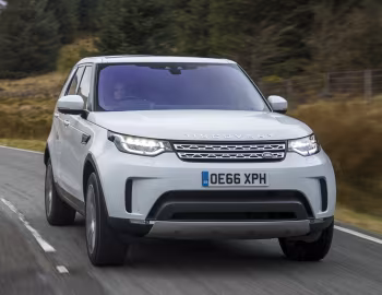 Land Rover Discovery HSE Td6 [UK-spec] (L462) '2017–20