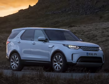 Land Rover Discovery HSE Td6 [UK-spec] (L462) '2017–20