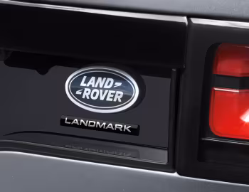 Land Rover Discovery "Landmark" [Worldwide] (L462) '2019–20