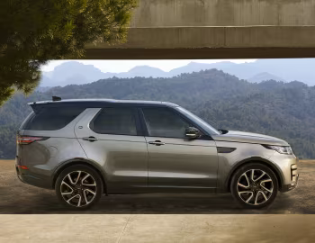 Land Rover Discovery "Landmark" [Worldwide] (L462) '2019–20
