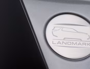 Land Rover Discovery "Landmark" [Worldwide] (L462) '2019–20