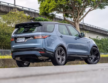 Land Rover Discovery P300 R-Dynamic HSE [Taiwan] (L462) '2022–pr.