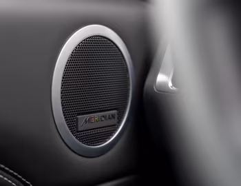 Interior Land Rover Discovery P300 R-Dynamic HSE [Taiwan] (L462) '2022–pr.