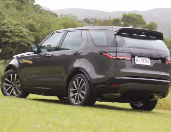 Land Rover Discovery P300 R-Dynamic HSE [Taiwan] (L462) '2022–pr.