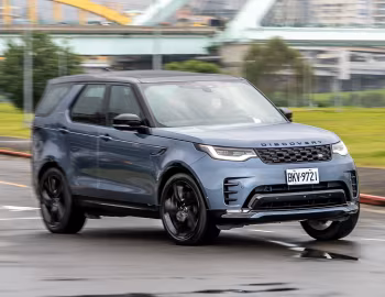Land Rover Discovery P300 R-Dynamic HSE [Taiwan] (L462) '2022–pr.