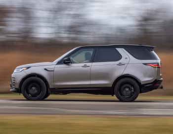 2021–pr. Land Rover Discovery P360 R-Dynamic [North America] (L462) '2021–pr.