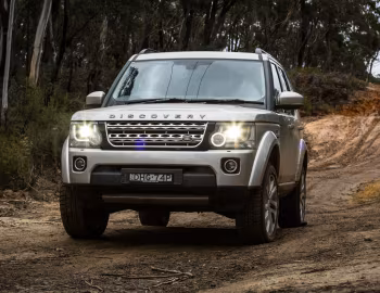 Land Rover Discovery SDV6 HSE [Australia] (L319) '2014–16