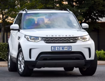 Land Rover Discovery SE Sd4 "Value Package" [South Africa] (L462) '2019