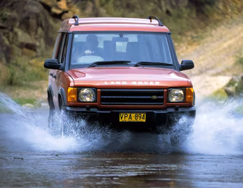 Land Rover Discovery Series II [Australia] '1998–2002