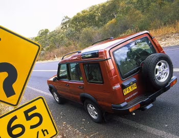 Land Rover Discovery Series II [Australia] '1998–2002