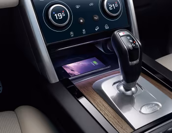 Interior Land Rover Discovery Sport D180 HSE R-Dynamic [Worldwide] (L550) '2019–pr.