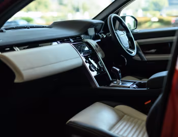 Interior Land Rover Discovery Sport D180 SE R-Dynamic [Japan] (L550) '2020–pr.