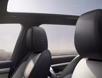 Interior Land Rover Discovery Sport HSE [Worldwide] (L550) '2023–pr.