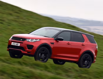 Land Rover Discovery Sport HSE Si4 Dynamic Lux [UK-spec] (L550) '2017–19