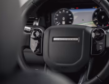 Interior 2020–pr. Land Rover Discovery Sport P250 SE [North America] (L550) '2019–pr.