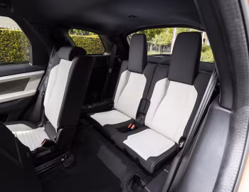 Interior Land Rover Discovery Sport P250 SE R-Dynamic [Australia] (L550) '2020–pr.