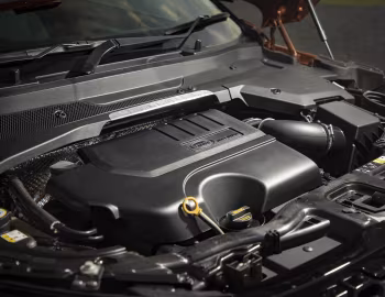 Sob o capô Land Rover Discovery Sport P250 SE R-Dynamic [Australia] (L550) '2020–pr.
