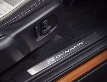 Interior Land Rover Discovery Sport P250 SE R-Dynamic [Australia] (L550) '2020–pr.