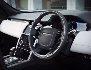 Interior Land Rover Discovery Sport P250 SE R-Dynamic [Australia] (L550) '2020–pr.