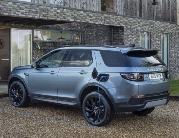 Land Rover Discovery Sport P300e S [Worldwide] (L550) '2020–pr.