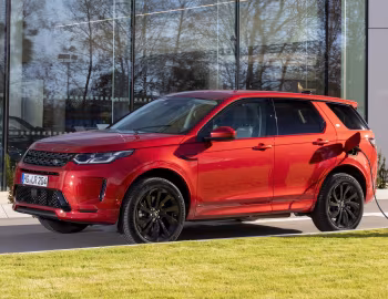 Land Rover Discovery Sport P300e S R-Dynamic [Worldwide] (L550) '2020–pr.