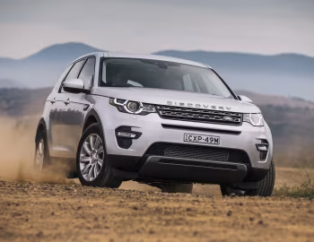 Land Rover Discovery Sport SE [Australia] (L550) '2015–19