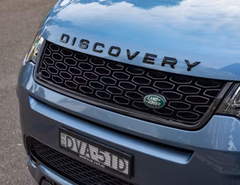 Land Rover Discovery Sport SE P290 Dynamic Lux [Australia] (L550) '2018–19