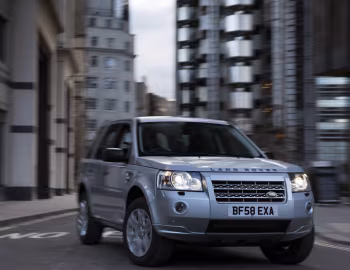 Land Rover Freelander 2 TD4_e [UK-spec] (L359) '2009–10