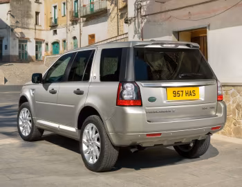 Land Rover Freelander 2 TD4 HSE [Worldwide] (L359) '2010–12