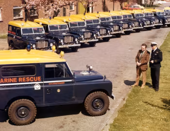 Land Rover 88 Station Wagon [RHD] '1971–85