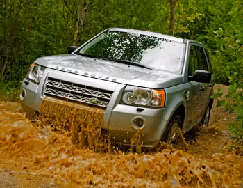 2007–10 Land Rover LR2 HSE [North America] '2006–10