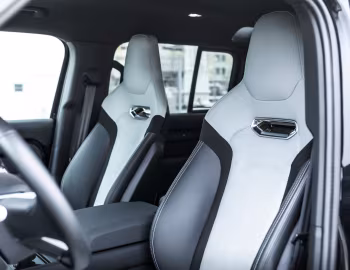 Interior Manhart Defender DP500 '2021–pr.