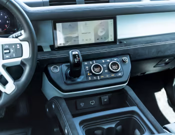 Interior Manhart Defender DP500 '2021–pr.