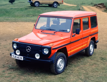 Range Rover 5-door, Mercedes-Benz 300 GD Station