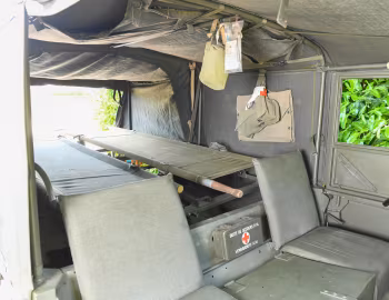 Interior 1953 Land Rover-Minerva Ambulance [Belgium] (3613)