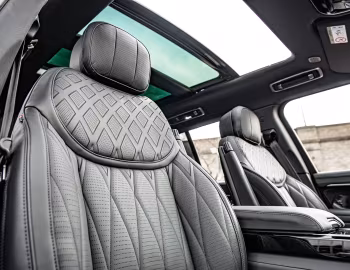 Interior Racing Green Fintail (L460) '2023–pr.