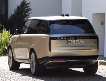 Range Rover D350 "First Edition" [Worldwide] (L460) '2022–23
