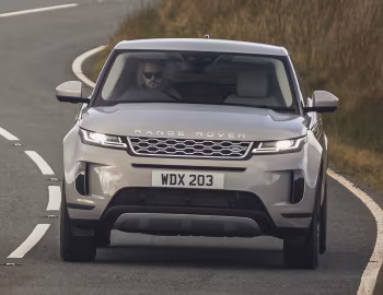 Range Rover Evoque P300e S [UK-spec] (L551) '2020–pr.