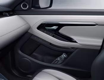 Interior Range Rover Evoque R-Dynamic "First Edition" [Worldwide] (L551) '2019