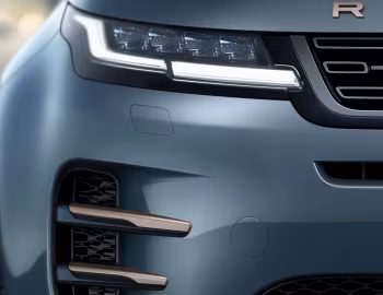 Range Rover Evoque P300e Autobiography [Worldwide] (L551) '2023–pr.