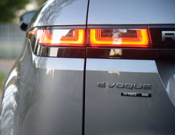 Range Rover Evoque D180 SE R-Dynamic [South Africa] (L551) '2019–pr.